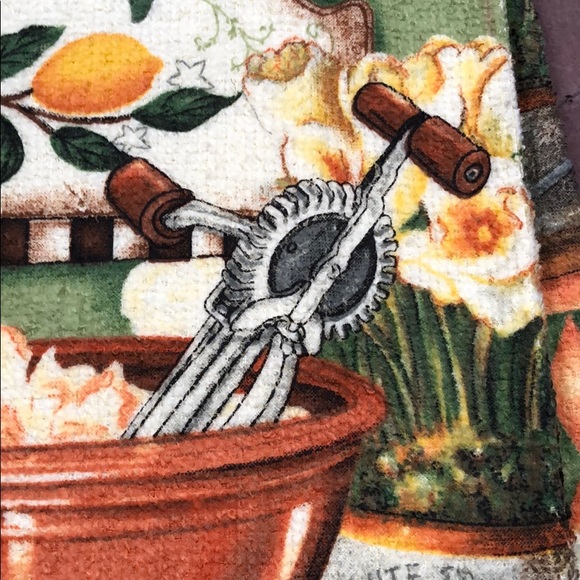 Set of 2 brand new cotton kitchen towels lemon - Picture 3 of 3